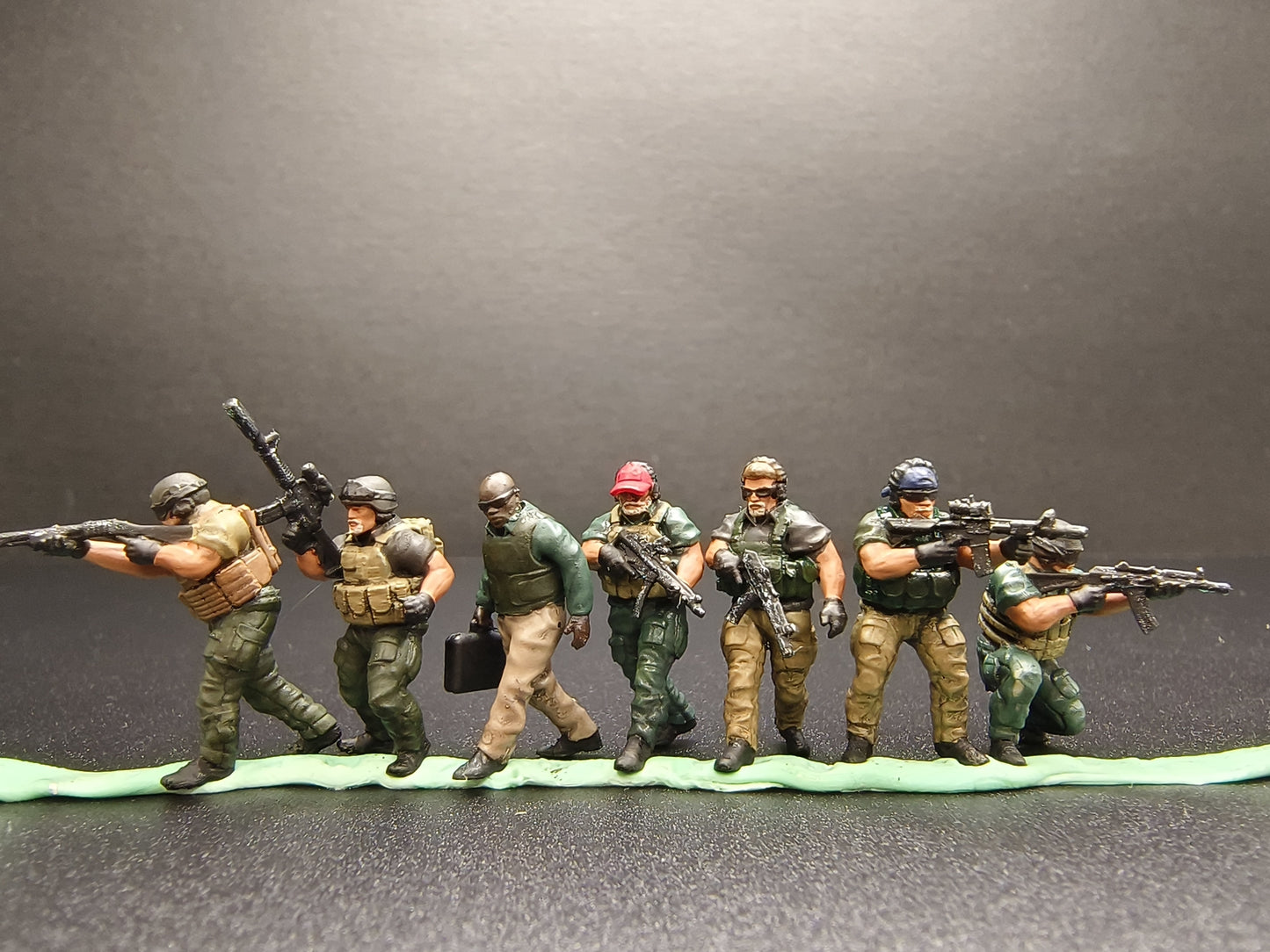 1/72 Modern Soldier Special Operations Group 7 soldiers handpainted Model
