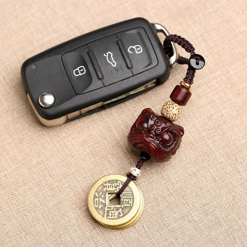Red Sandalwood Lion Keychain Brass Five Emperors Coin Car Keyring Peace Talisman