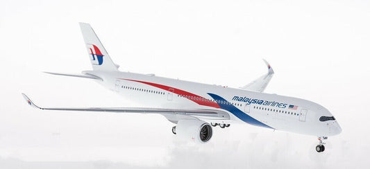 1:200 33CM Phoenix Malaysia Airlines A350-900 Passenger Airplane Diecast Model