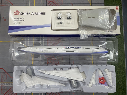 1:200 32CM Hogan CHINA AIRLINES BOEING 787-9 Passenger Plane ABS Plastic Model