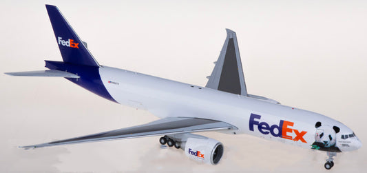 1:200 GeminiJets FedEx Panda Boeing 777-200LRF Airplane Diecast Model