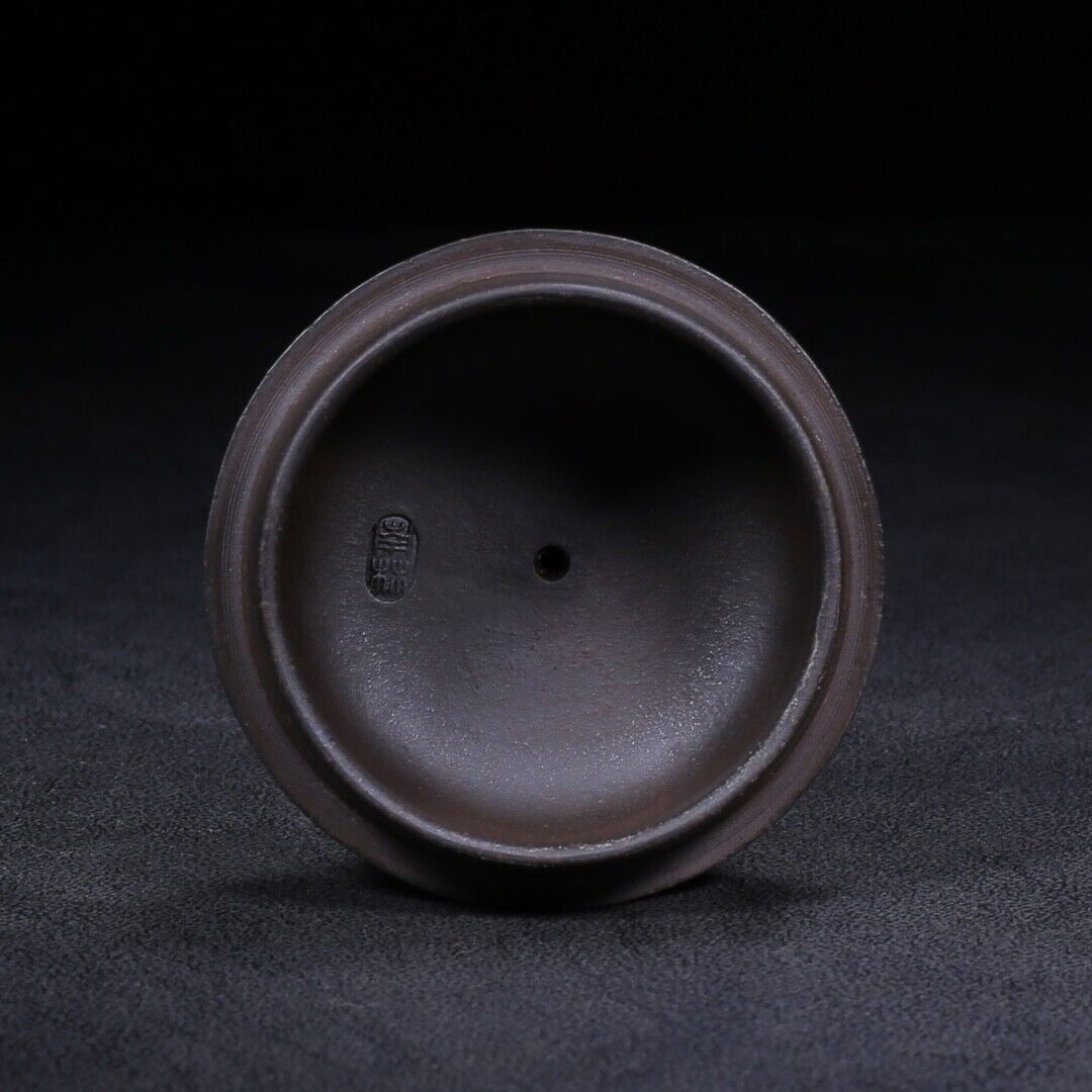 Chinese Yixing Zisha Clay Handmade Exquisite Teapot(秦权 底款:王南林)