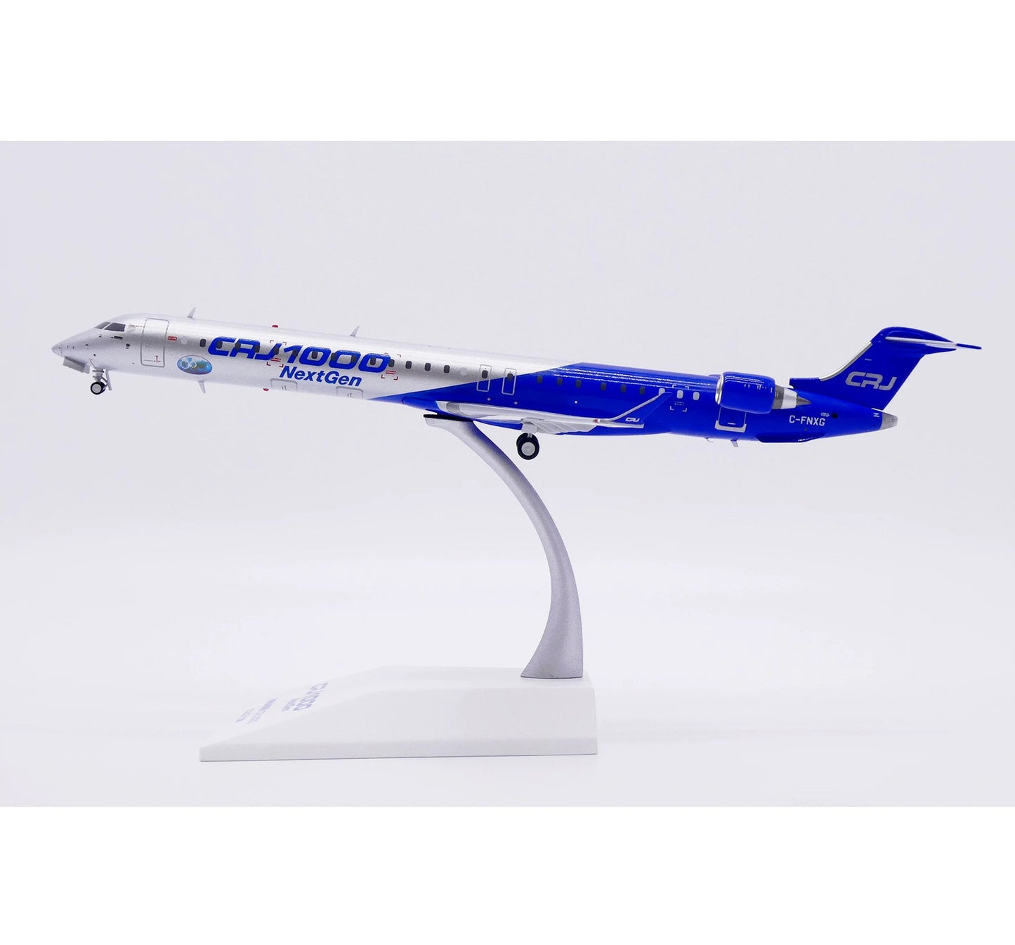 1:200 JC Wings Bombardier CRJ1000ER Passenger Plane Diecast Aircraft Model