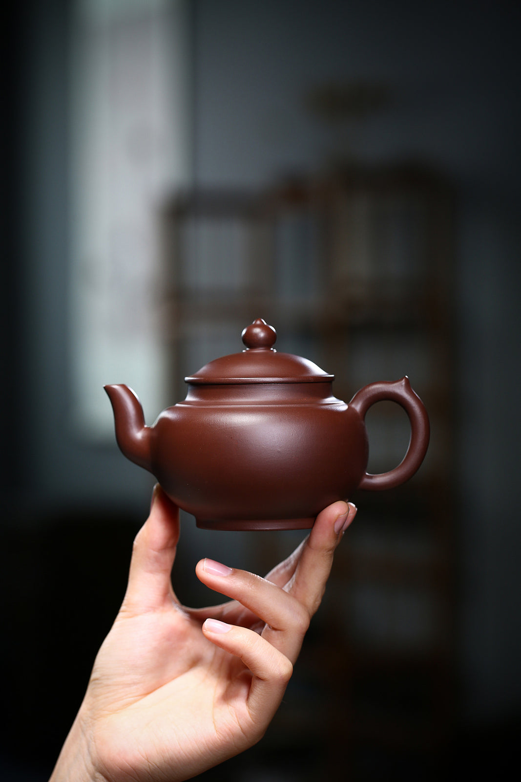 China Yixing Zisha Pottery Purple Zhu Clay Handmade 250cc Mesh Teapot 笑樱