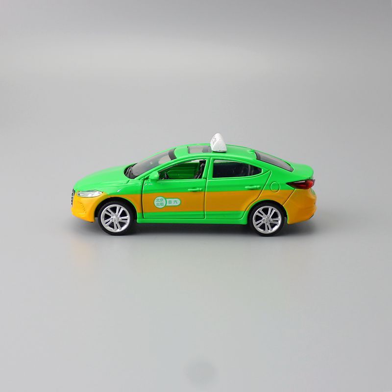 1:43 Diecast Hyundai Elantra Taxi Metal Car Model Toy Pull Back Door Open Gift