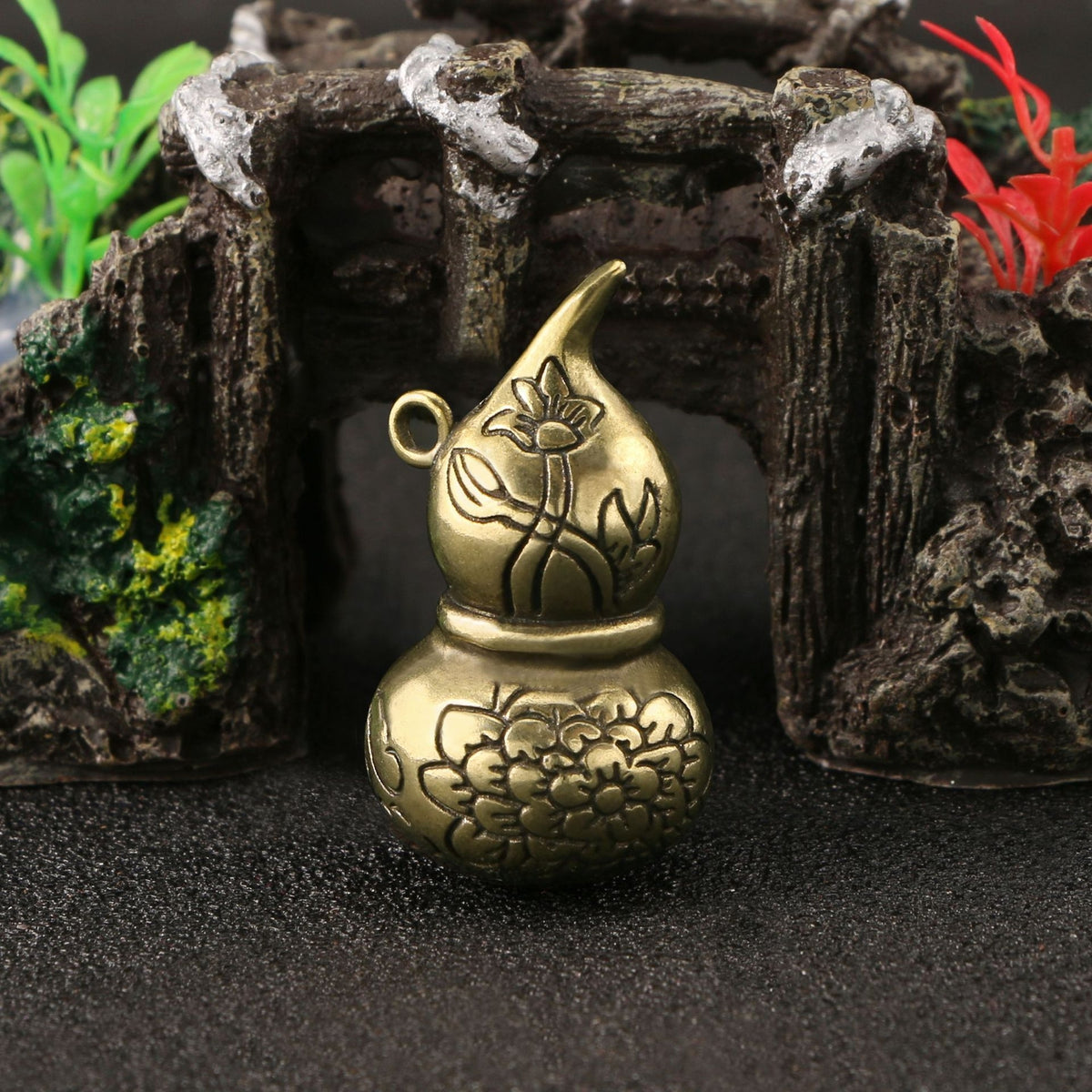 Solid Brass gourd pendant Figurine Small Statue Home Ornament Collectibles