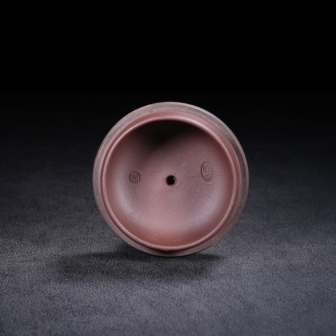 Chinese Yixing Zisha Clay Handmade Exquisite Teapot(:四方清影 底款:徐汉棠)