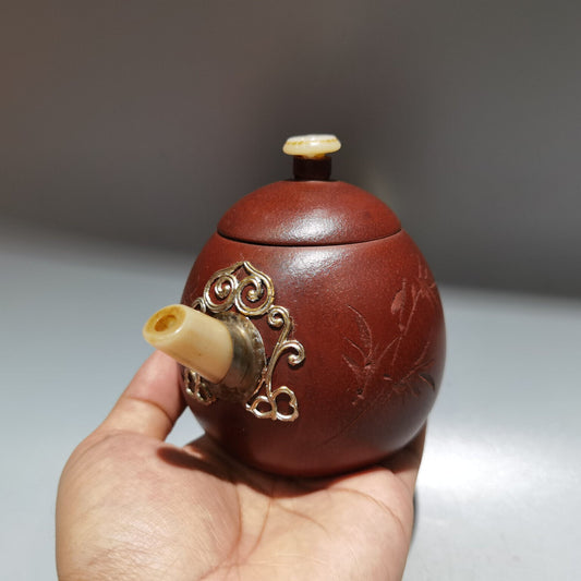 Chinese Yixing Zisha Clay Handmade Exquisite Teapot(镶玉壶 底款:顾景舟)