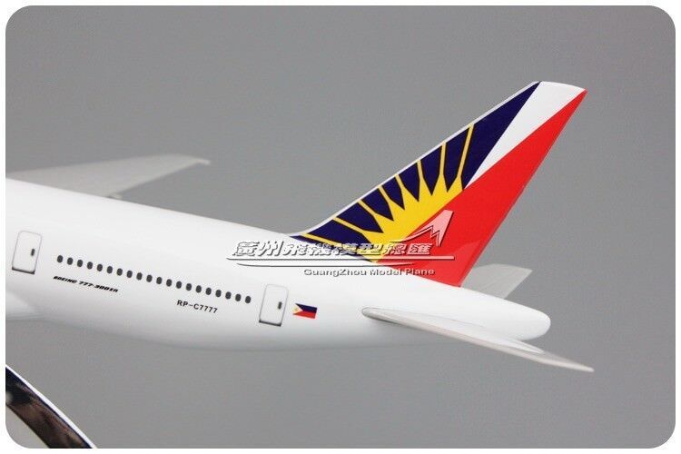32CM Philippines BOEING 777 RP-C7777 Passenger Airplane Resin Aircraft Model