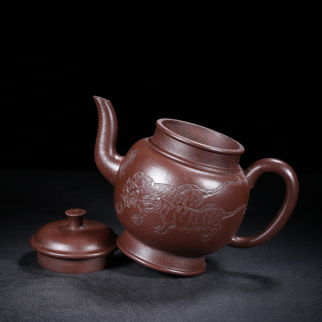 Chinese Yixing Zisha Clay Handmade Exquisite Teapot (宫灯 底款:徐维明)