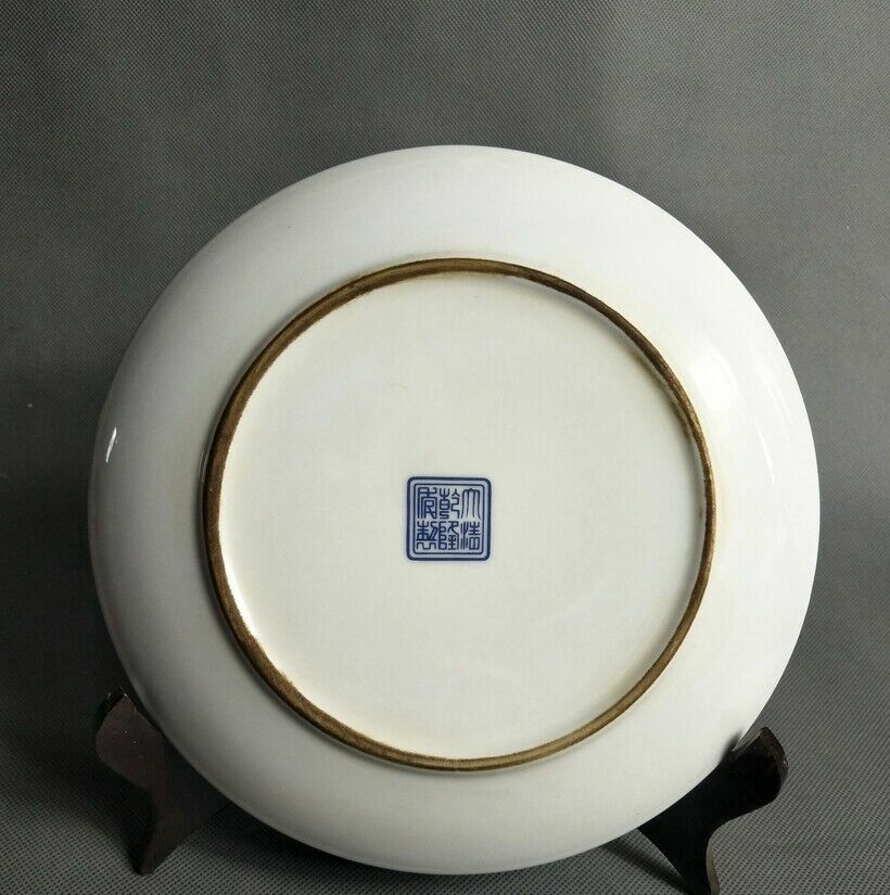 Chinese Old Blue and White Porcelain Hand Painted Pattern Plate