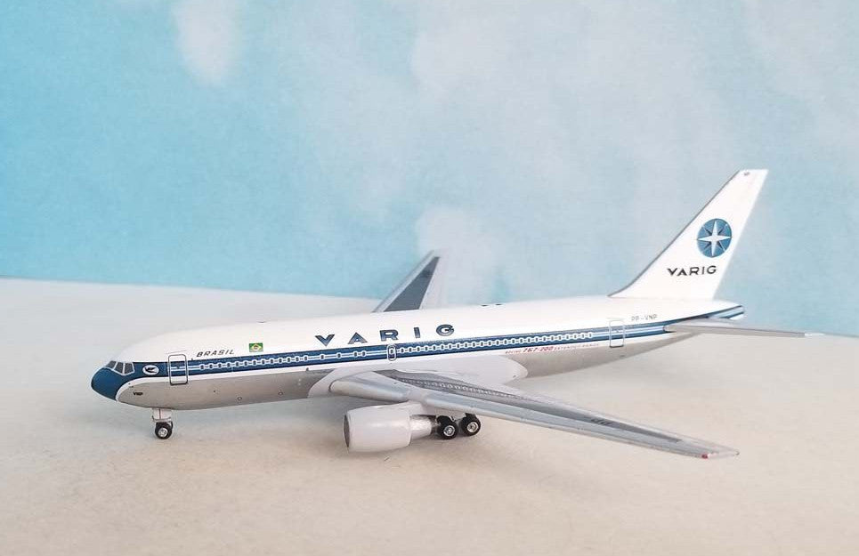 1:400 Aeroclassics VARIG BOEING 767-200 Passenger Airplane Diecast Plane Model