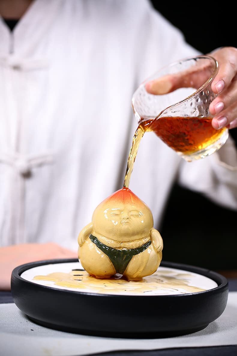 3.4" Handmade Tea Pet Sumo Fat Man Chinese Yixing Carved Peach Fengshui Teapot