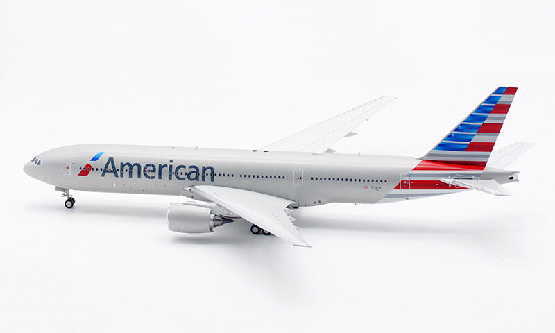 1:200 32CM InFlight American BOEING 777-200 Passenger Airplane Diecast Model