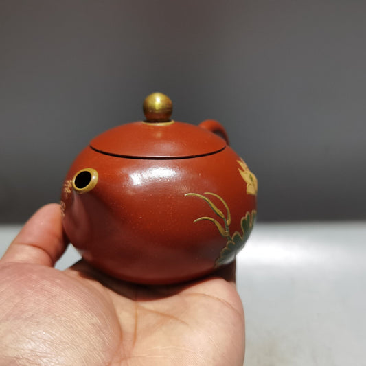 Chinese Yixing Zisha Clay Handmade Exquisite Teapot (描金西施壶 底款:顾景舟)