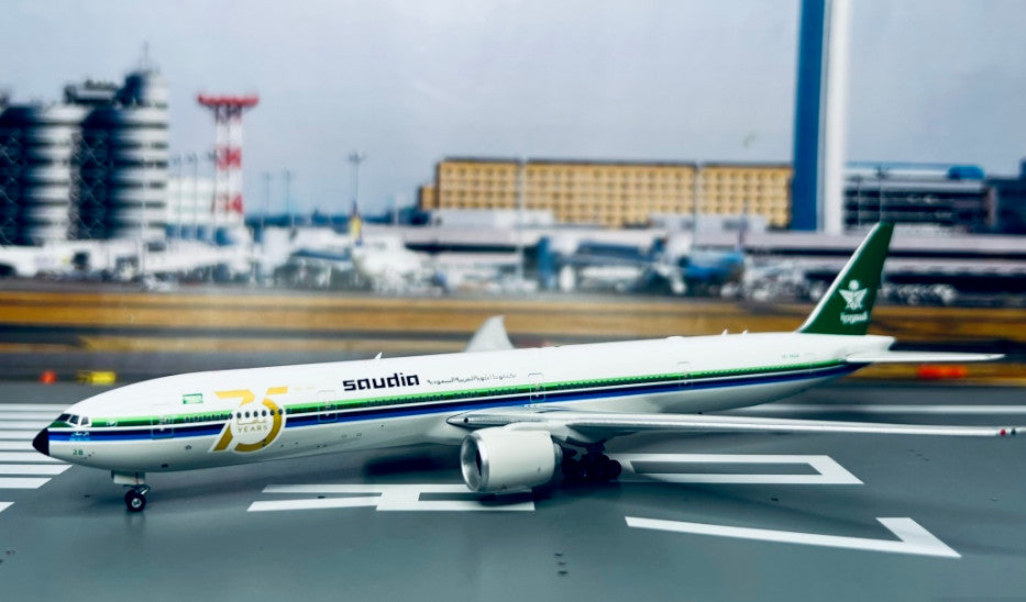1:400 Phoenix SAUDI ARABIA BOEING 777-300ER Passenger Airplane Diecast Model