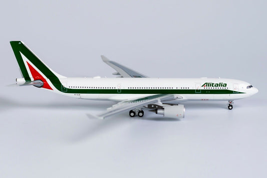 1:400 NG Model Alitalian AIRBUS A330-200 Passenger Airplane Diecast Plane Model