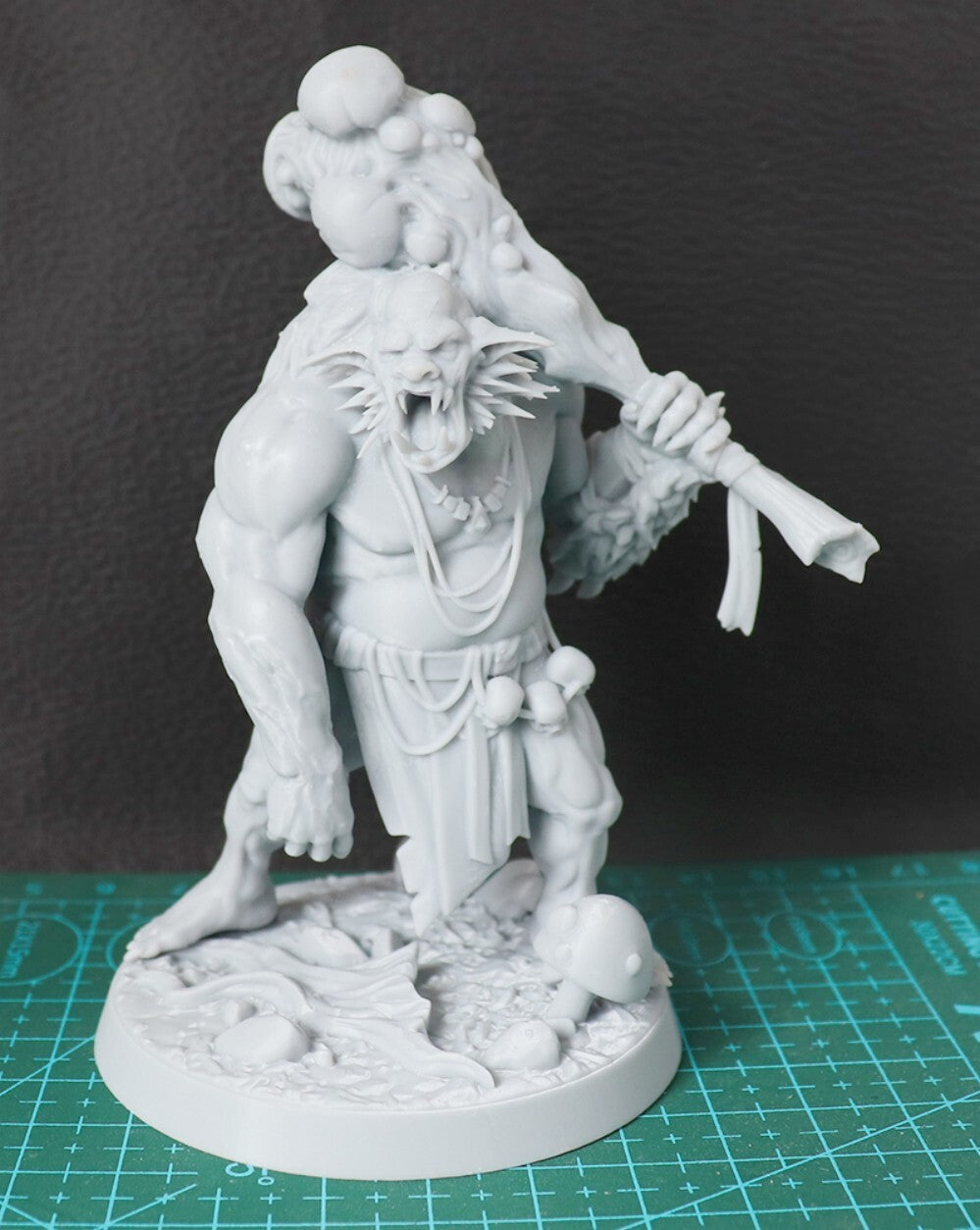 1/18 resin figures model Fantasy Orc Warrior Unassembled unpainted