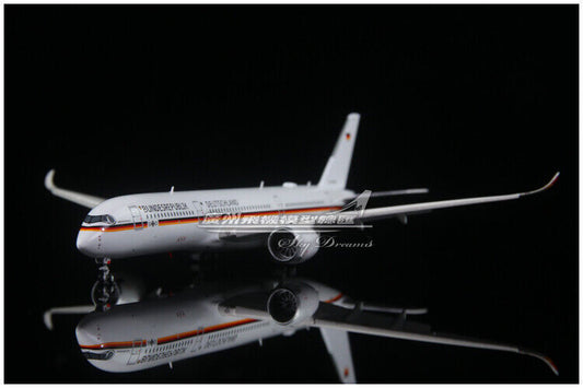 1:400 JC Wings LUFTWAFFE AIRBUS A350-900XWB Airplane Flap Down Diecast Model