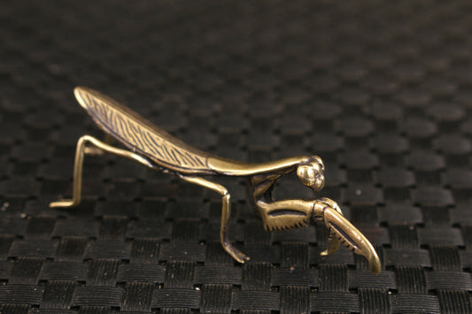Rare Chinese old bronze handmade mantis Statue figure Tea Pet decoration