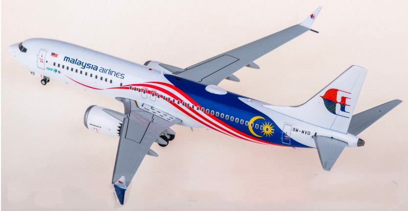 1:200 JC Wings Malaysia Airlines Boeing 737 MAX 8 9M-MVD Airplane Diecast Model