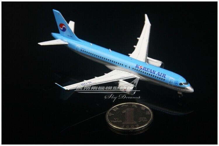 1:400 JC WINGS KOREAN AIR CS300 Passenger Airplane Plane Diecast Aircraft Model
