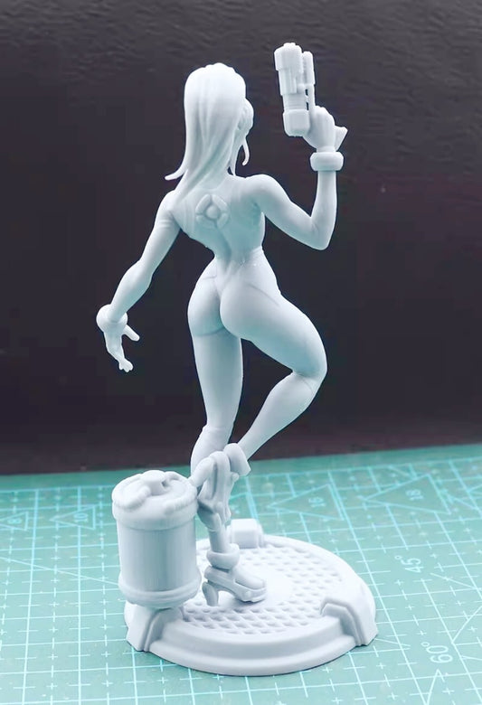 1/24 resin figure model Fantasy Galaxy Female Warrior unassembled unpainted