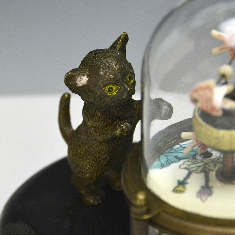 Cat Catching Fish Clock Table Clock Retro Craft Lucky Feng Shui Ornaments