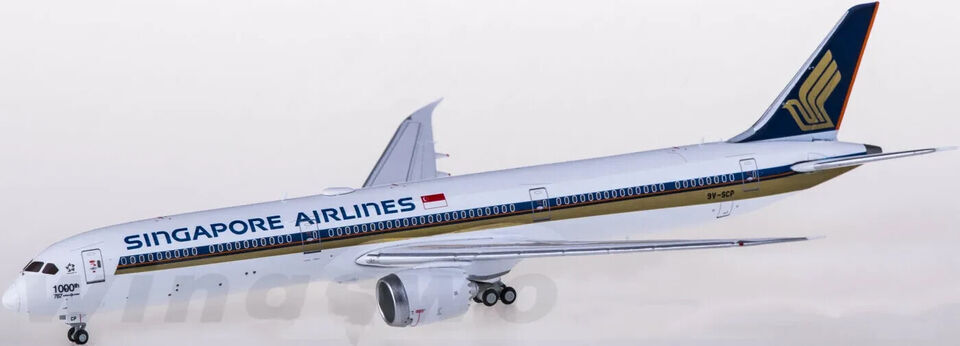 1:400 JC Wings SINGAPORE AIRLINES BOEING 787-10 Passenger Airplane Diecast Model