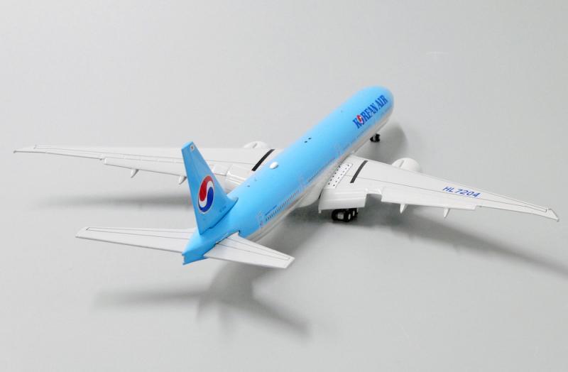 1:400 JC Wings KOREAN AIR BOEING B777-300ER Passenger Airplane Diecast Model