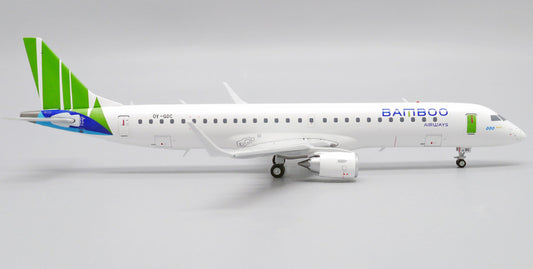 1:200 JC Wings BAMBOO AIRWAYS Embraer ERJ190-200LR Passenger Plane Diecast Model