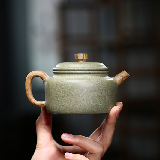China Yixing Zisha Pottery Pea Green Clay Handmade 200cc Mesh Teapot 德钟