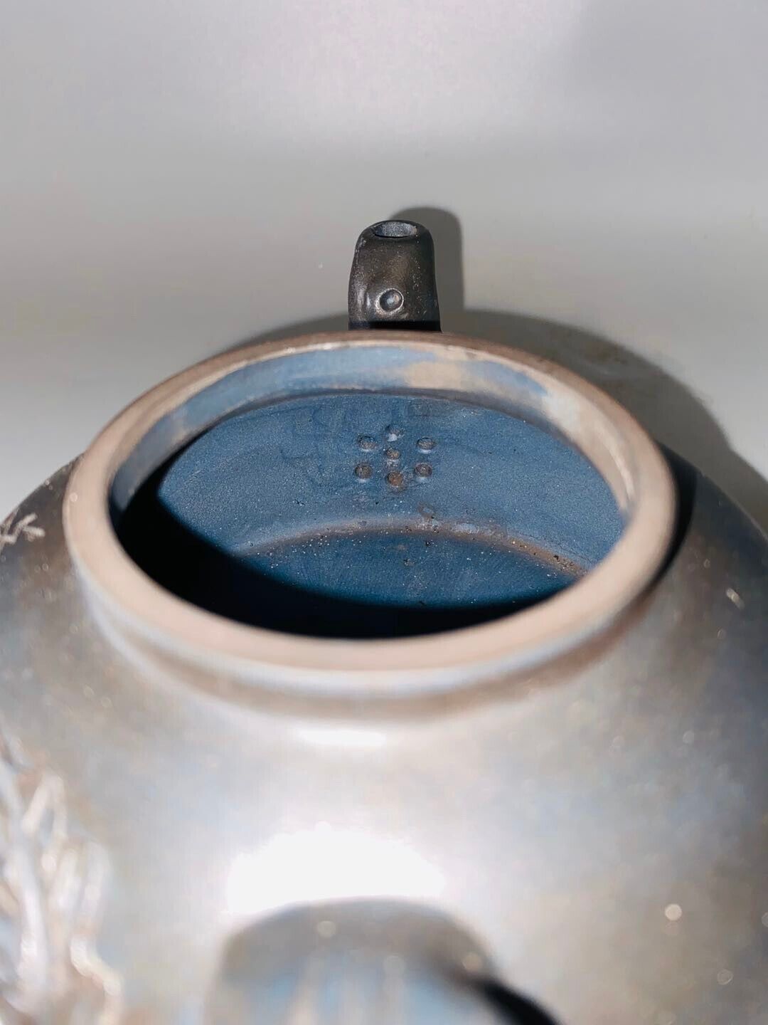 Chinese Yixing Zisha Clay Handmade Exquisite Teapot (桃叶壶 底款:王寅仙)