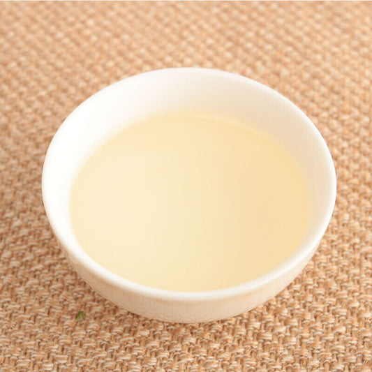 Alpine Sun-dried White Tea High Quality 300g Slimming Tea Fuding White Tea Cake