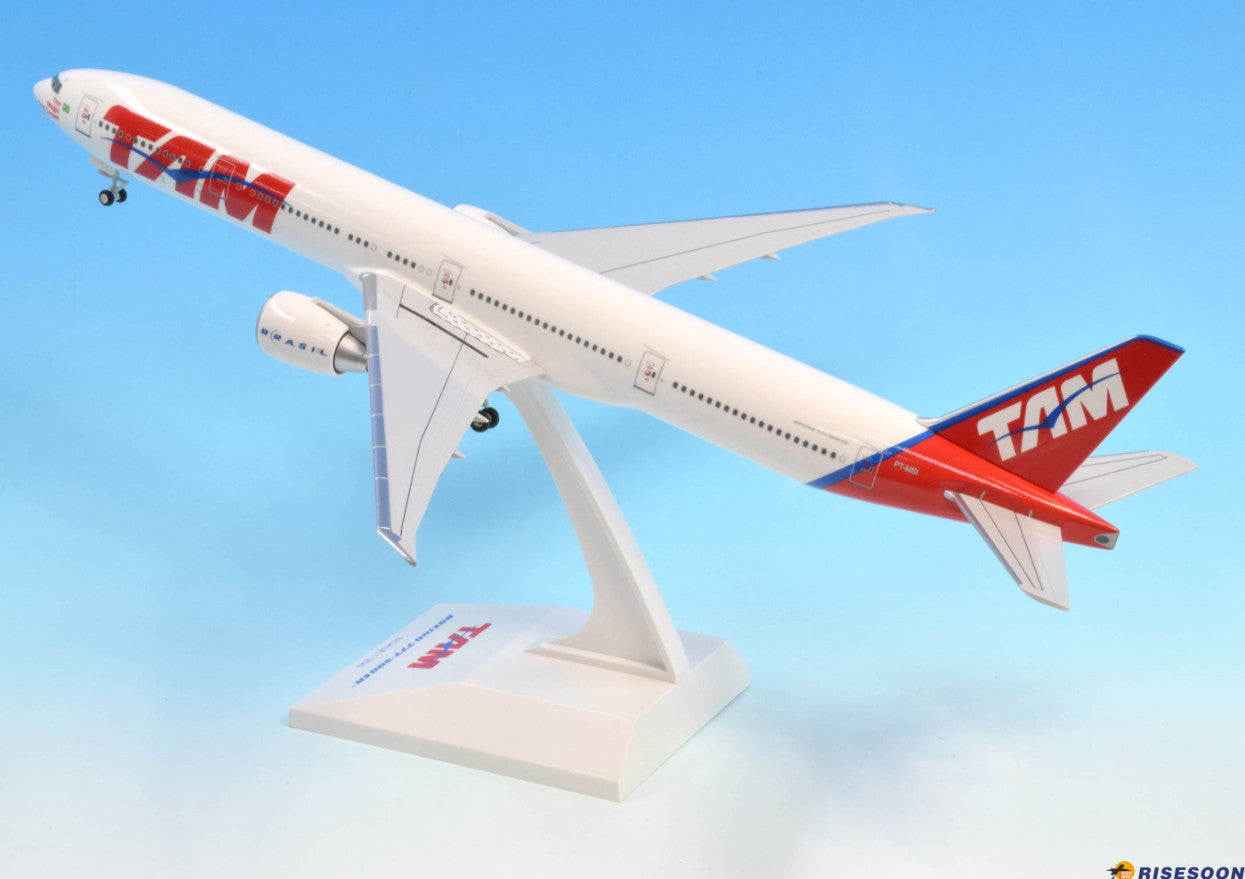 1:200 37CM RISESOON TAM BOEING 777-300ER Airplane ABS Plastic Aircraft Model