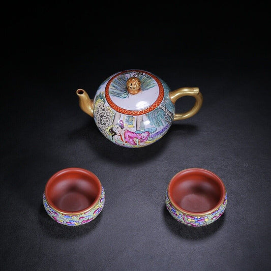Chinese Yixing Zisha Clay Handmade Exquisite Teapot (一粒珠(珐琅彩描金)春宫图 底款:康熙御制)