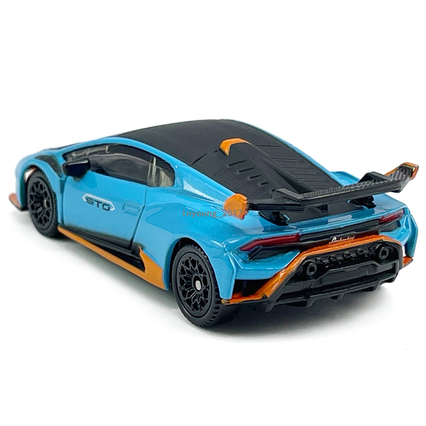 1/64 Lamborghini Huracan STO Model Car Diecast Toy Cars Toys for Boys Kids Blue