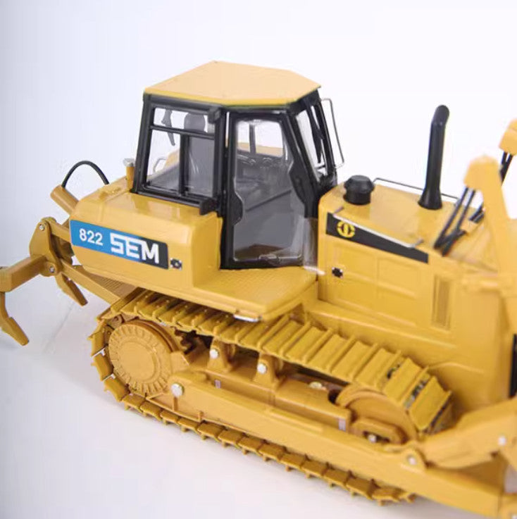 1:35 19CM SHANGGONG SEM822 Dozer Construction bulldozer Machinery Diecast Model