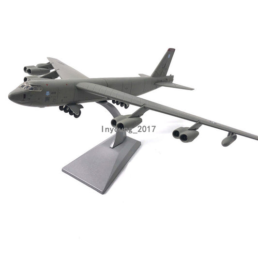 1:200 Boeing B-52 Stratofortress Plane Model Diecast Military Airplane Model
