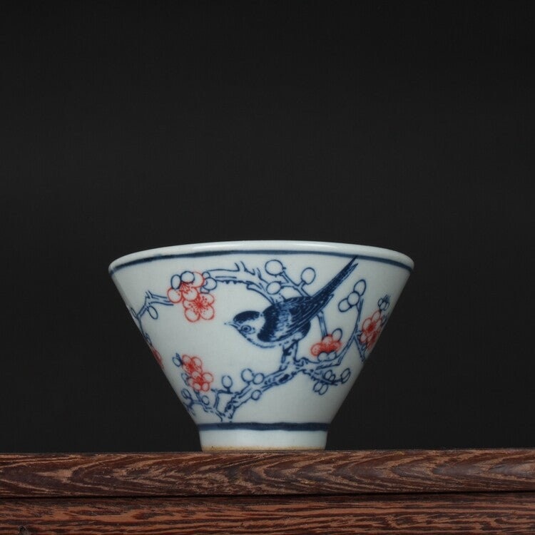 3.1" China Qing Blue White Porcelain Folk Kiln Red Glaze Plum Blossom Magpie Cup