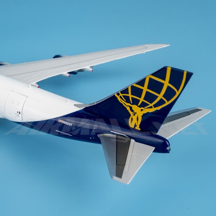 1:400 Geminijets Atlas Air Boeing 747-8F Passenger Airplane Diecast Model