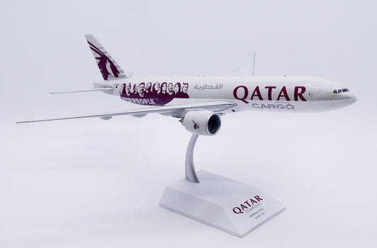 1:200 JC Wings Qatar Boeing 777-200LRF Passenger Airplane Diecast Model