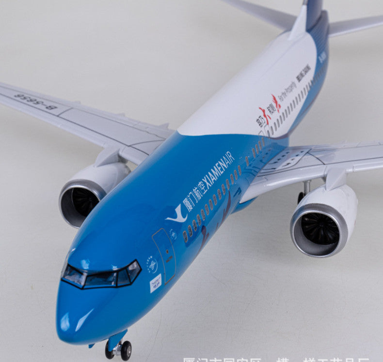 1:85 47CM XIAMENAIR BOEING 737 MAX Passenger Airplane Landing gear Resin Model