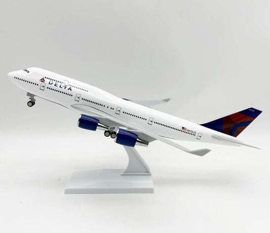 30CM DELTA BOEING 747-400 Passenger Airplane Landing Gear Resin Aircraft Model