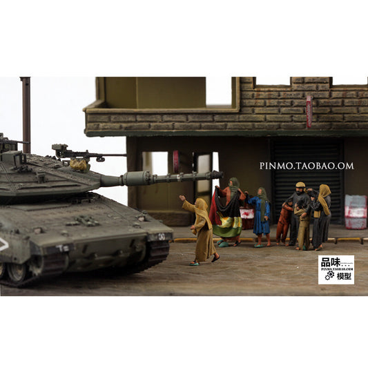 1/72 Civilians Battlefield 7 Soldiers Model