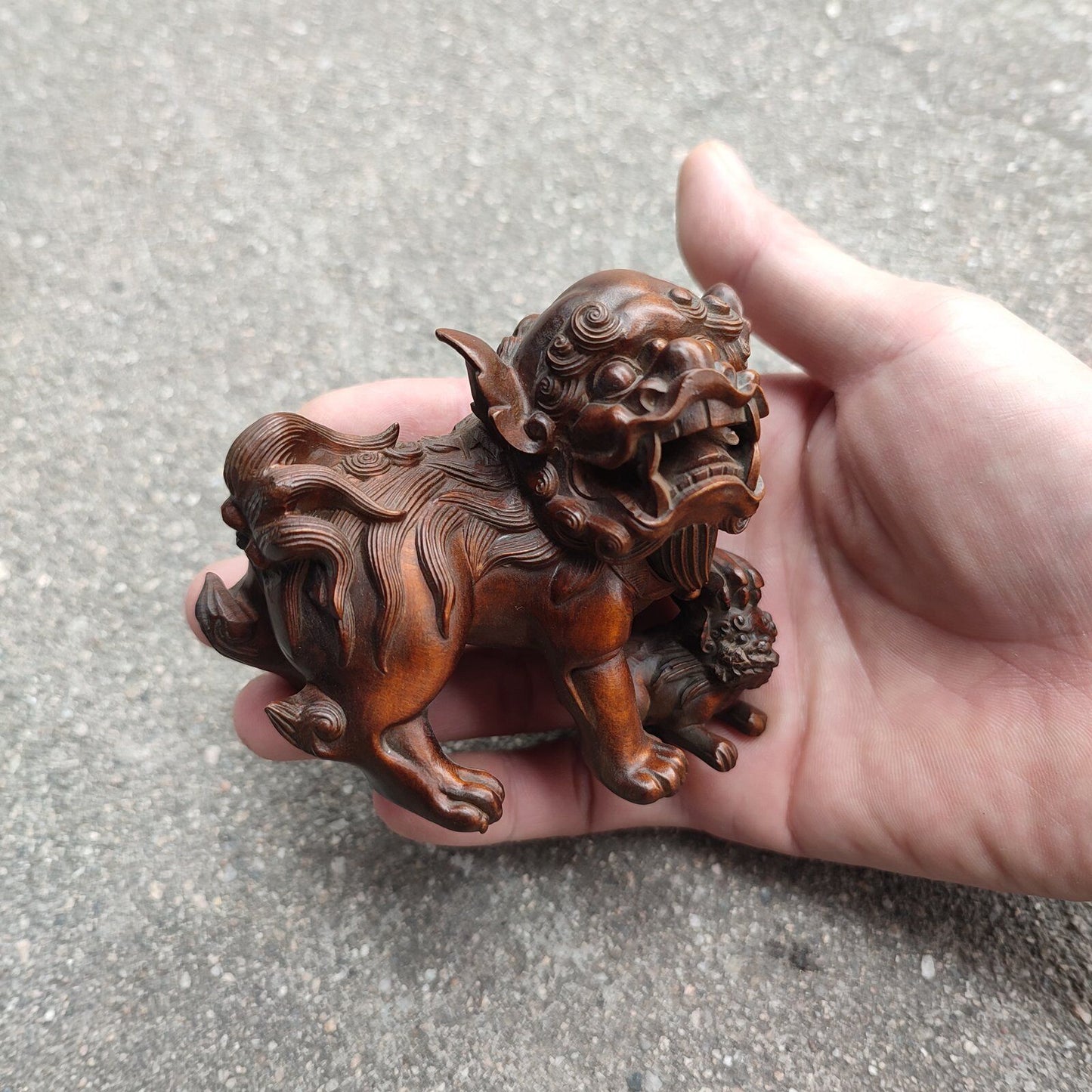 Chinese Wooden Animal Figurines Son Lion Statue Wood Carved Home Decor Sculpture