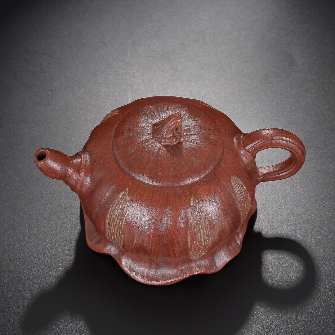 Chinese Yixing Zisha Clay Handmade Exquisite Teapot (莲蓬 底款:汪寅仙)
