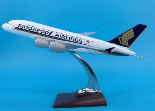 36CM SINGAPORE AIRLINES AIRBUS A380 Passenger Aircraft Resin Airplane Model