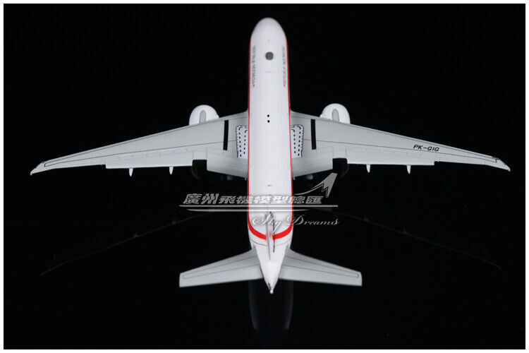 1:400 JC Wings Garuda INDONESIA BOEING 777-300ER Plane Flap Down Diecast Model