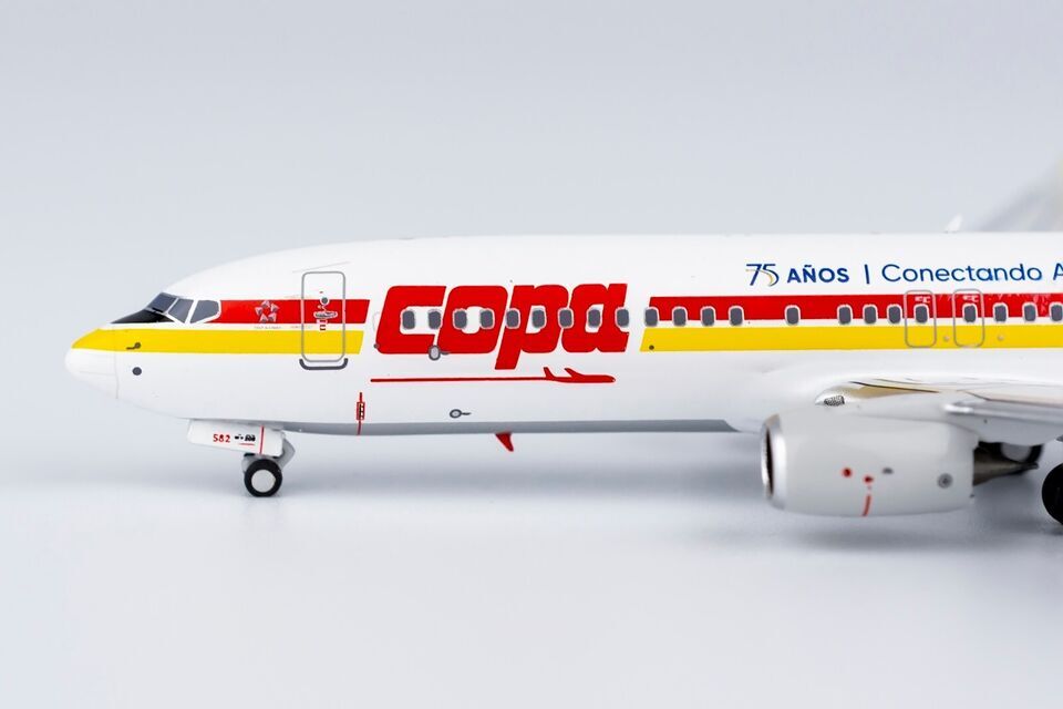 1:400 NG Model Copa BOEING 737-800 Passenger Airplane Diecast Aircraft Model